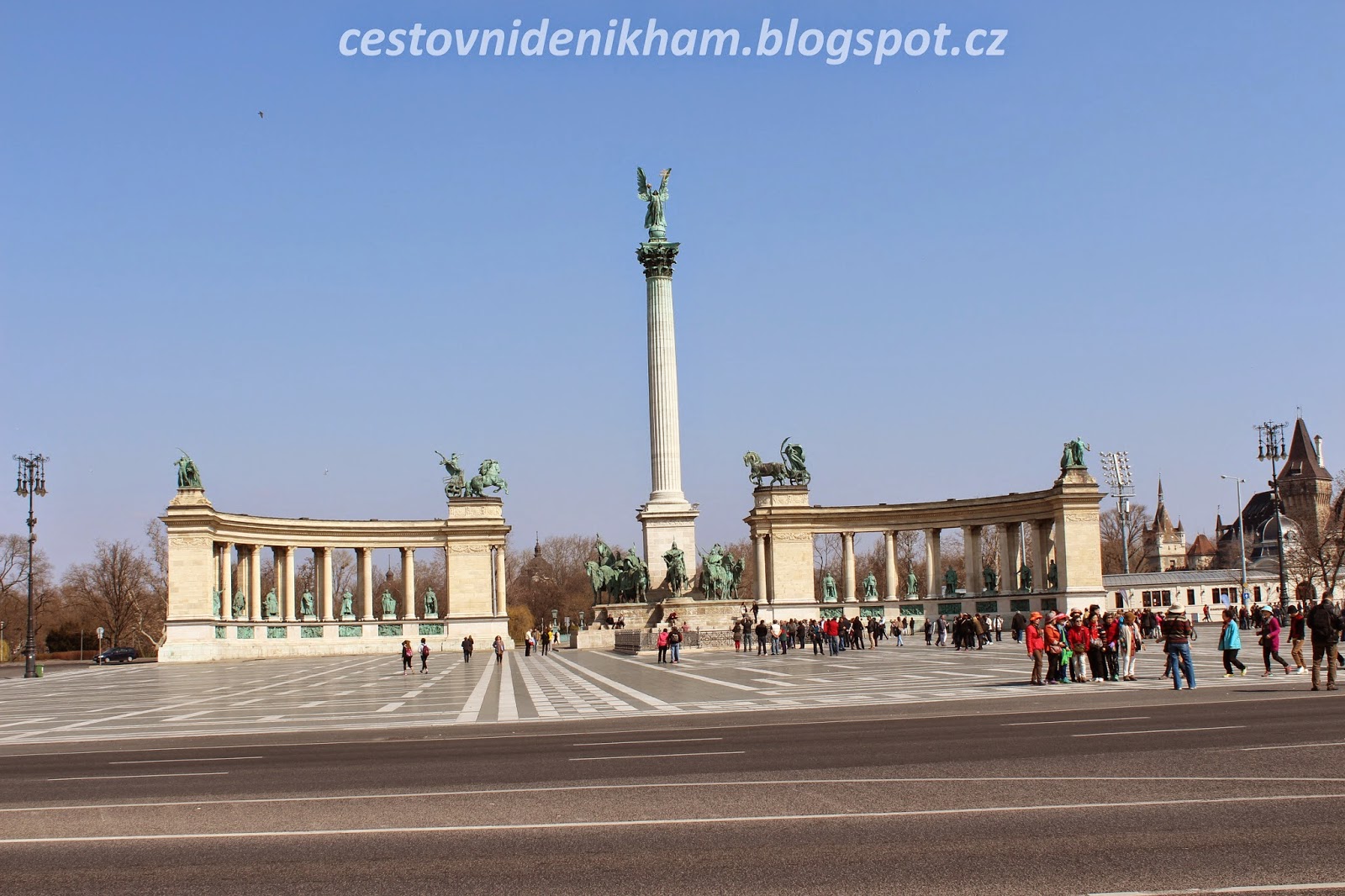 Náměstí Hrdinů // Heroes' Square Náměstí Hrdinů // Heroes' Square