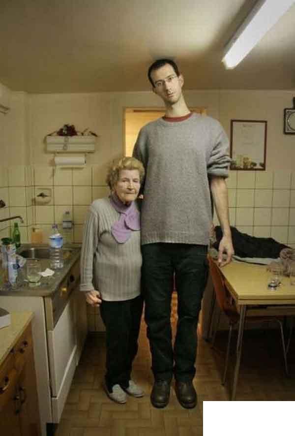 Fenryss: TALLEST PEOPLE IN THE WORLD