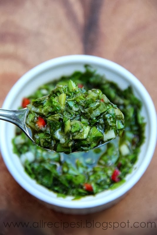 '' JULIAN'S Cuisine '' Traditional Argentinean Chimichurri Sauce