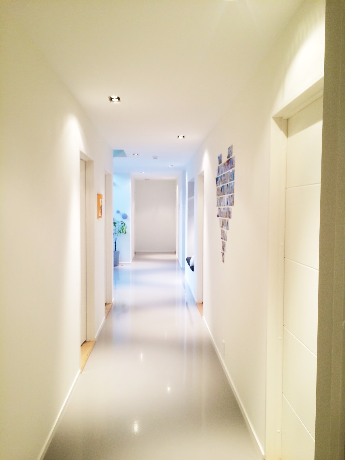 Modernestil: belysning: