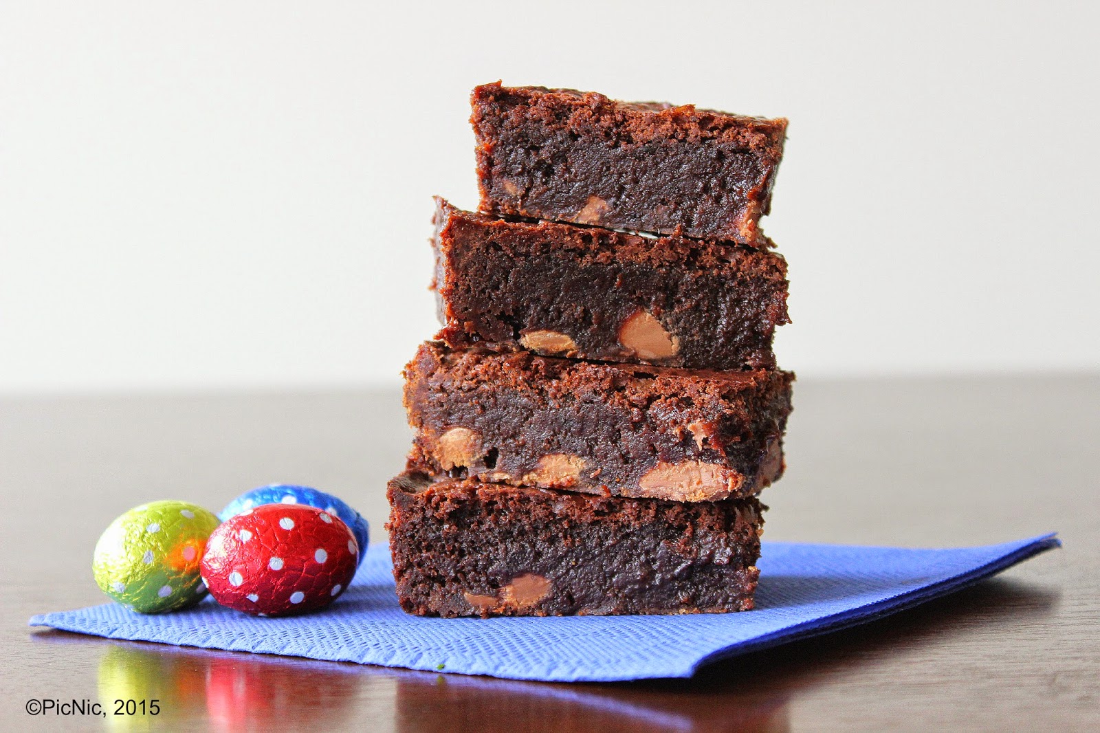 PicNic Mini Easter Egg Brownies