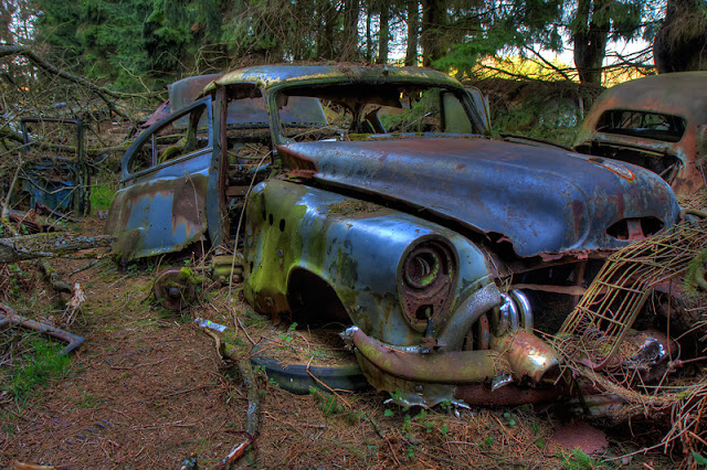 CEMENTERIO COCHE cementerio coche: