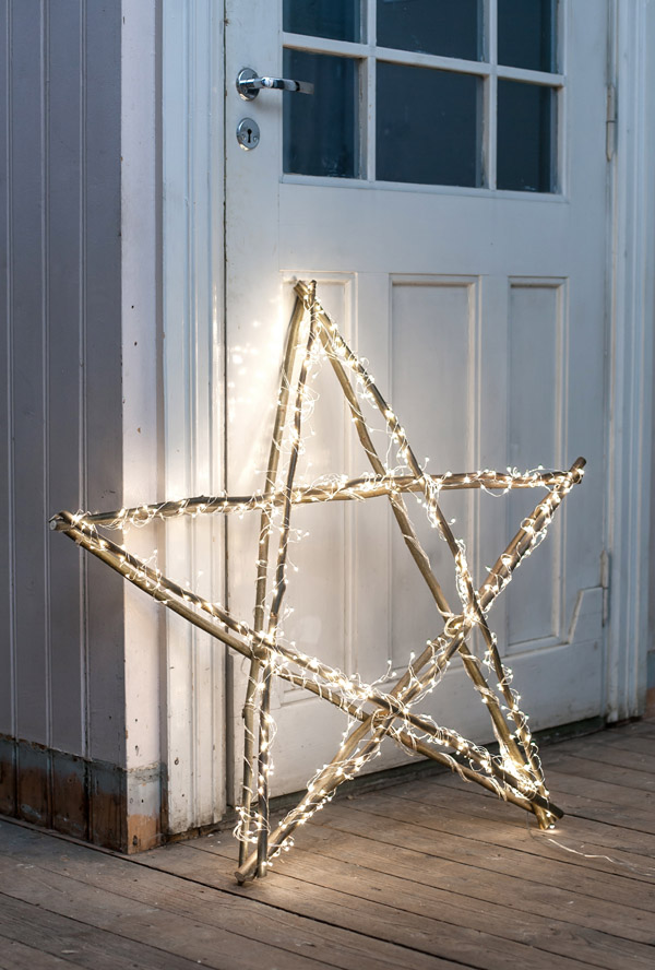 Bright Christmas Star | Breathtakingly Rustic Homemade Christmas Decorations