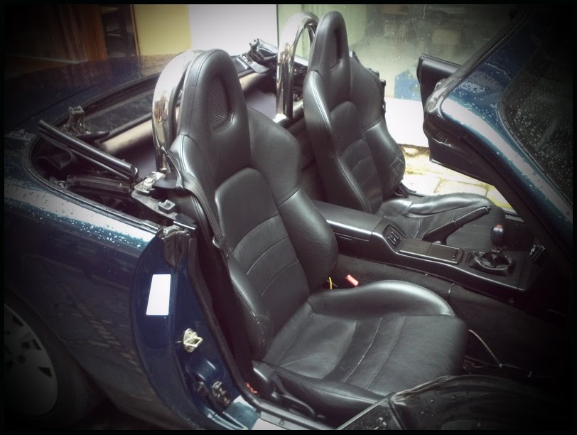 JDMbits Honda S2000 Bucket Seats On Mx5 Rails!