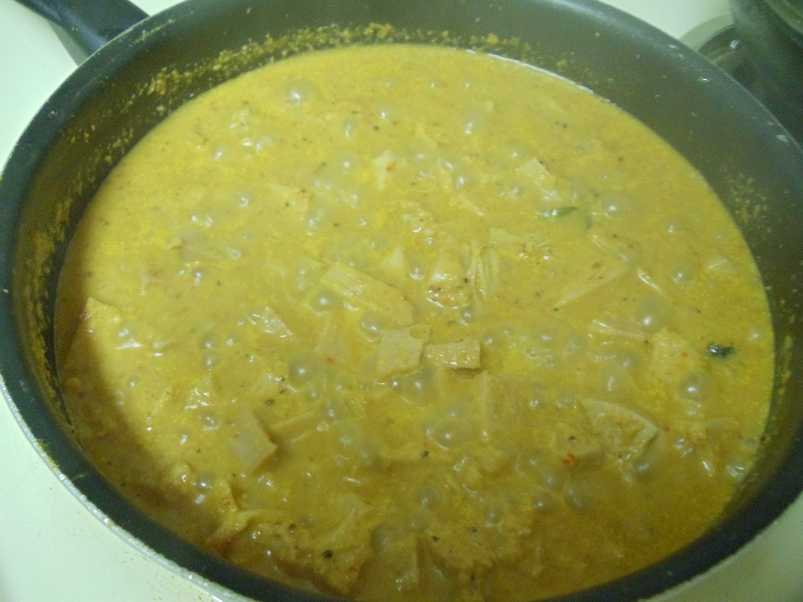 Lakshmi Canteen Kadge Chakko (Young/Raw jackfruit Curry)