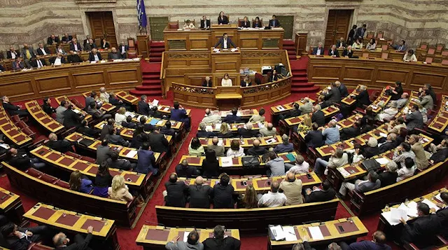 Δημοψήφισμα LIVE: Όλες οι εξελίξεις και η κρίσιμη συνεδρίαση της Βουλής στο eviazoom.gr!