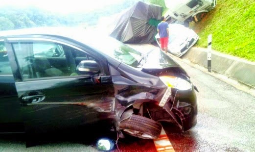 1 Video Rakaman Kemalangan Menora | 10 Gambar Kemalangan Maut Terowong Menora | 2 Gambar Selfie Mangsa Kemalangan Maut Terowong Menora | Gambar Selfie Mangsa, Kemalangan Ngeri Di Perak, Kemalangan Ngeri Di Terowowng Menora, Video Kelamangan Terowong Menora, Video Meraung Menora