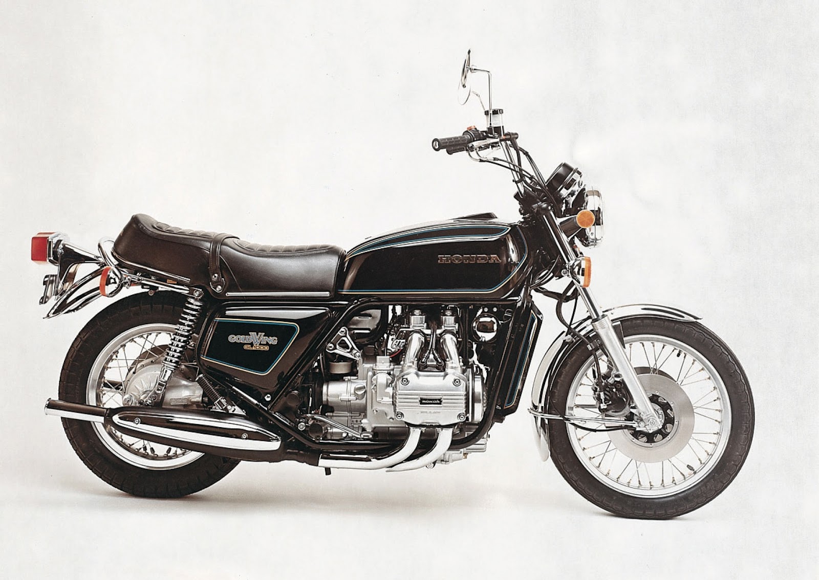 Classic Honda motorbike | Classic Motorbike