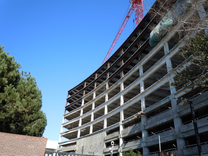 Center Red PDC under construction