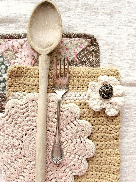 crochet-crafts-diy-crochet-designs-simple-crafts-winter-wear