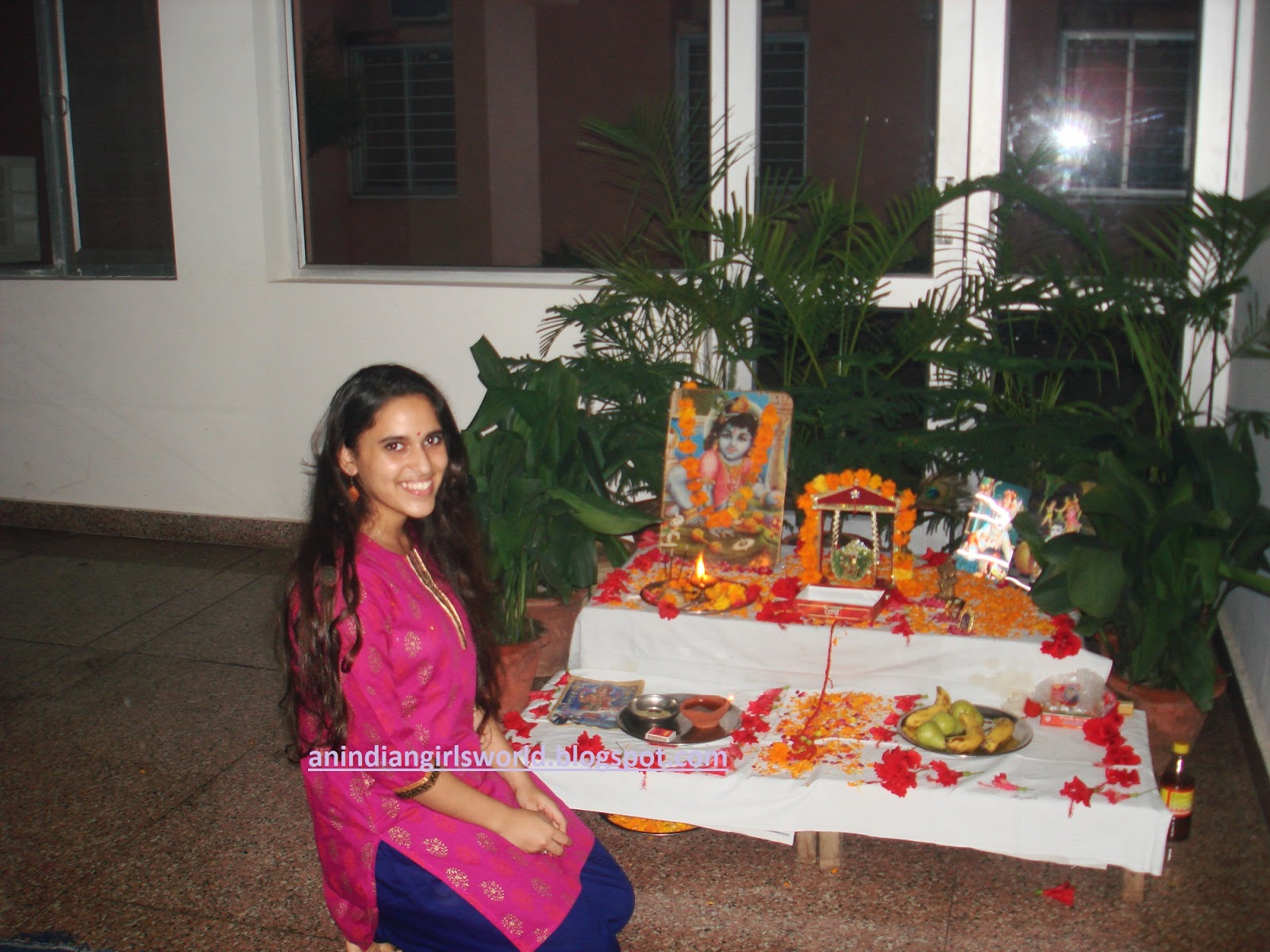 How To Perform Ladoo Gopal Puja