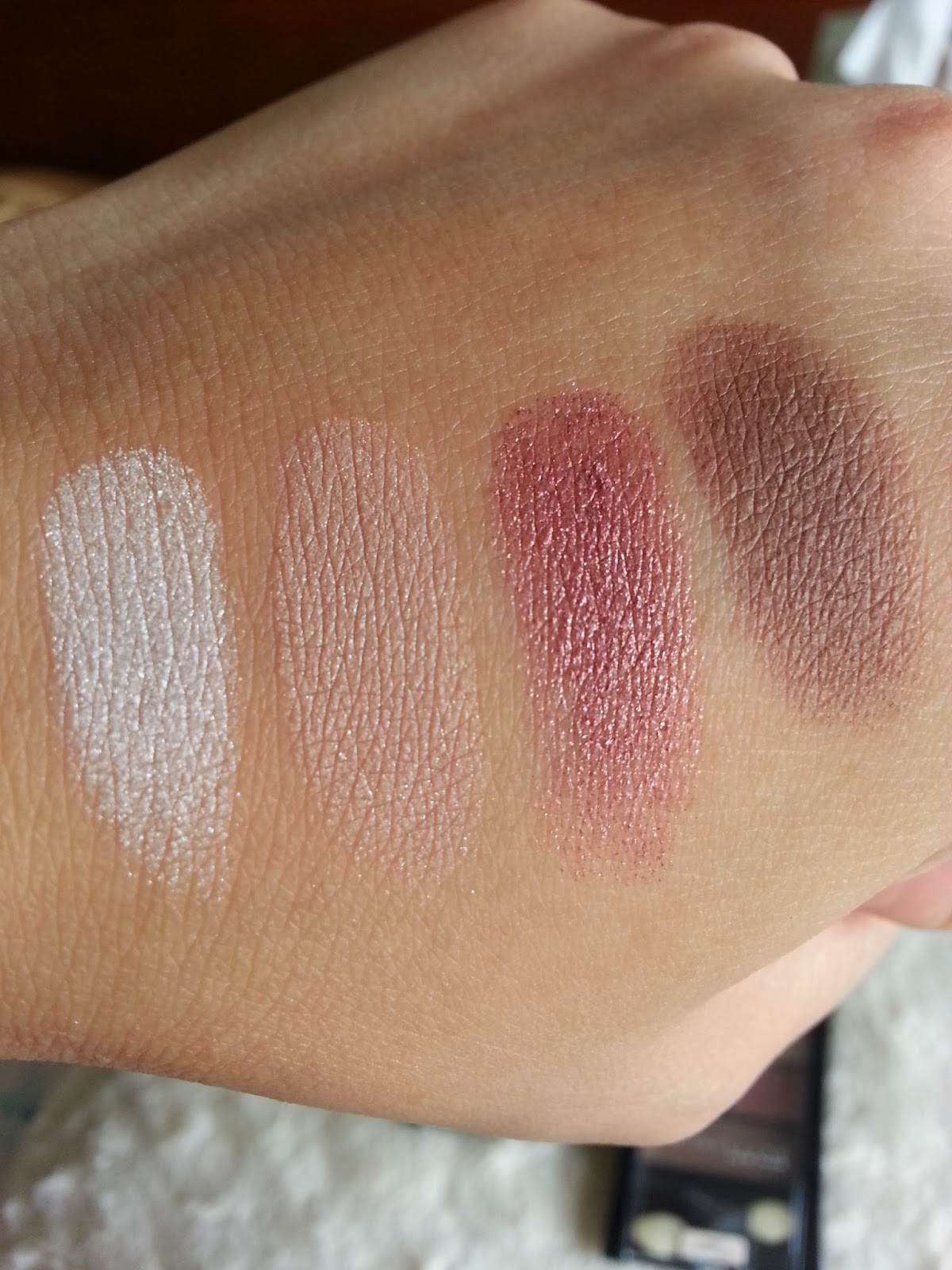 Beauty Makeup Etc Maybelline Expert Wear Eyeshadow Quads