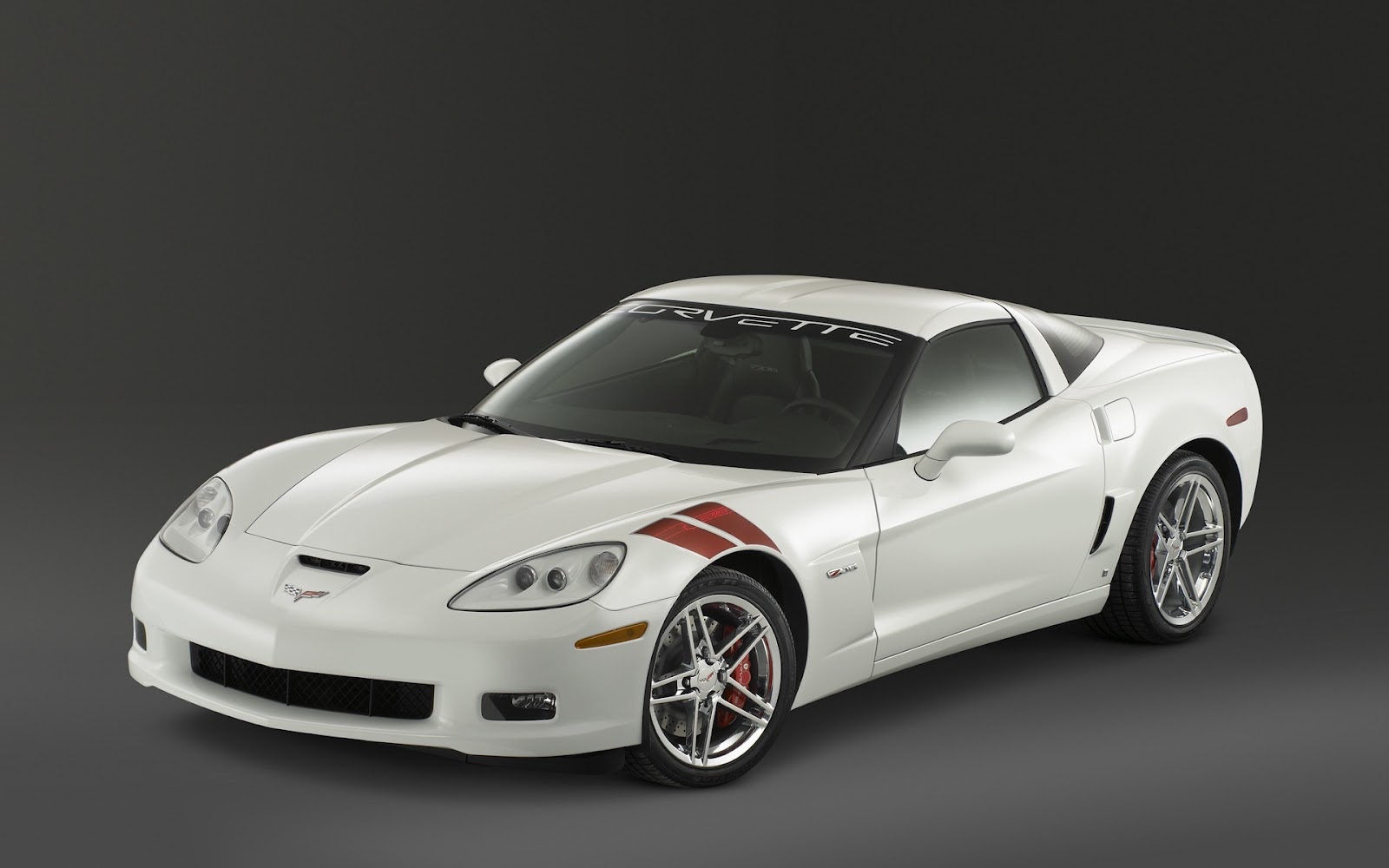 http://4.bp.blogspot.com/-jDs2wHR5oMI/UFOdYXqP0AI/AAAAAAAAA2o/xwpG8U0anGg/s1600/2012-09-14-Corvette-C6-01-(carwalls.blogspot.com).jpg
