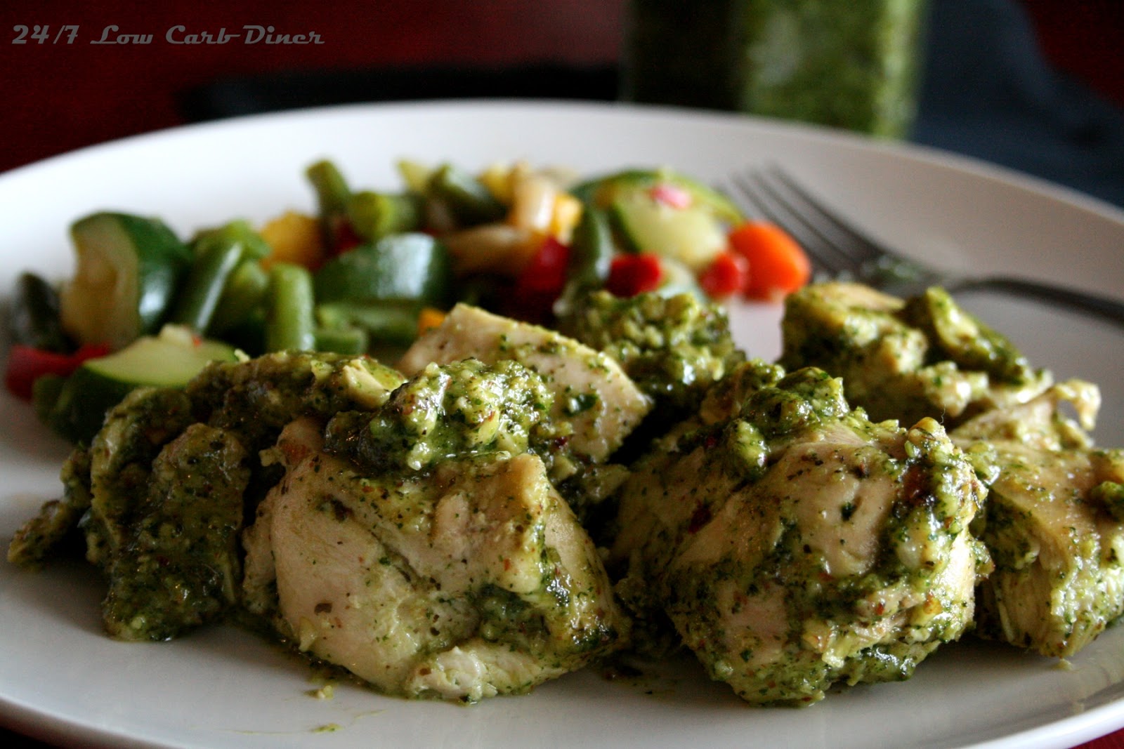 24/7 Low Carb Diner Kale Pesto Chicken