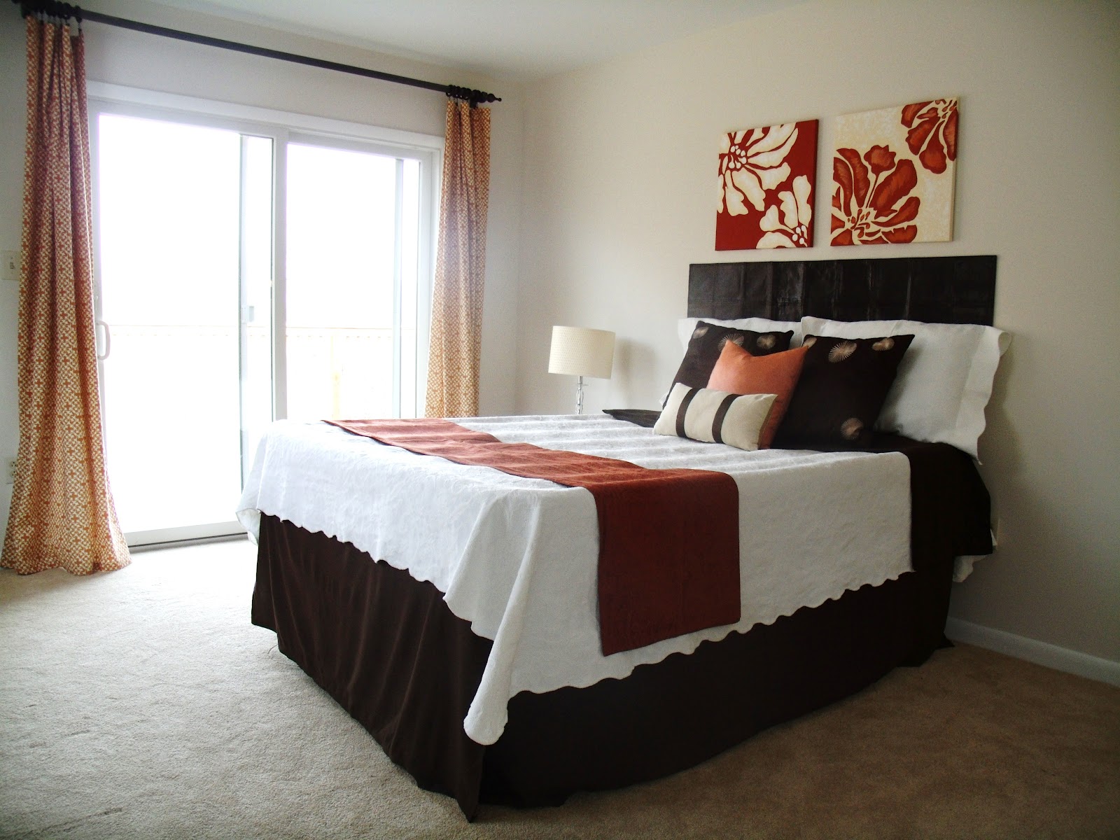 TWIST! Idea 1 Easy Placemat Headboard