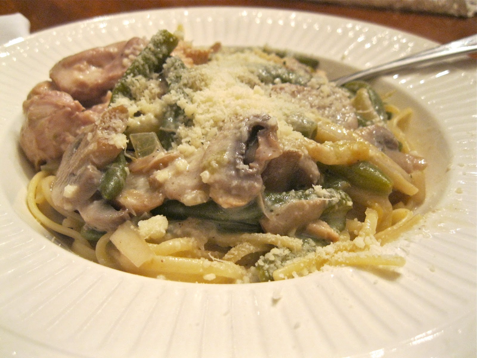 Bakeaway with Me Slow Cooker Chicken Tetrazzini