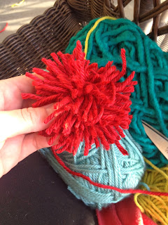 The Haringsma House: Colorful Christmas Pom Pom Garland