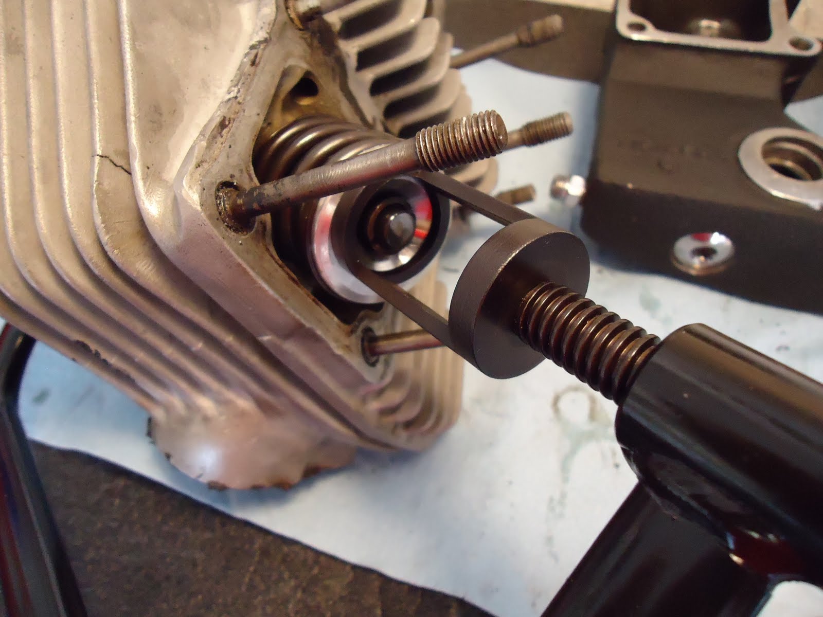 Tear it up, fix it, repeat Shovelhead Head Teardown