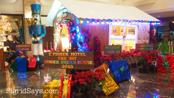 Christmas Gingerbread house