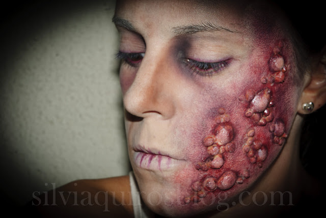 Maquillaje Halloween 12: Zombie con pompas de pus, Halloween Make-up 12: Zombie with pus bubbles, special effects, efectos especiales, Silvia Quirós
