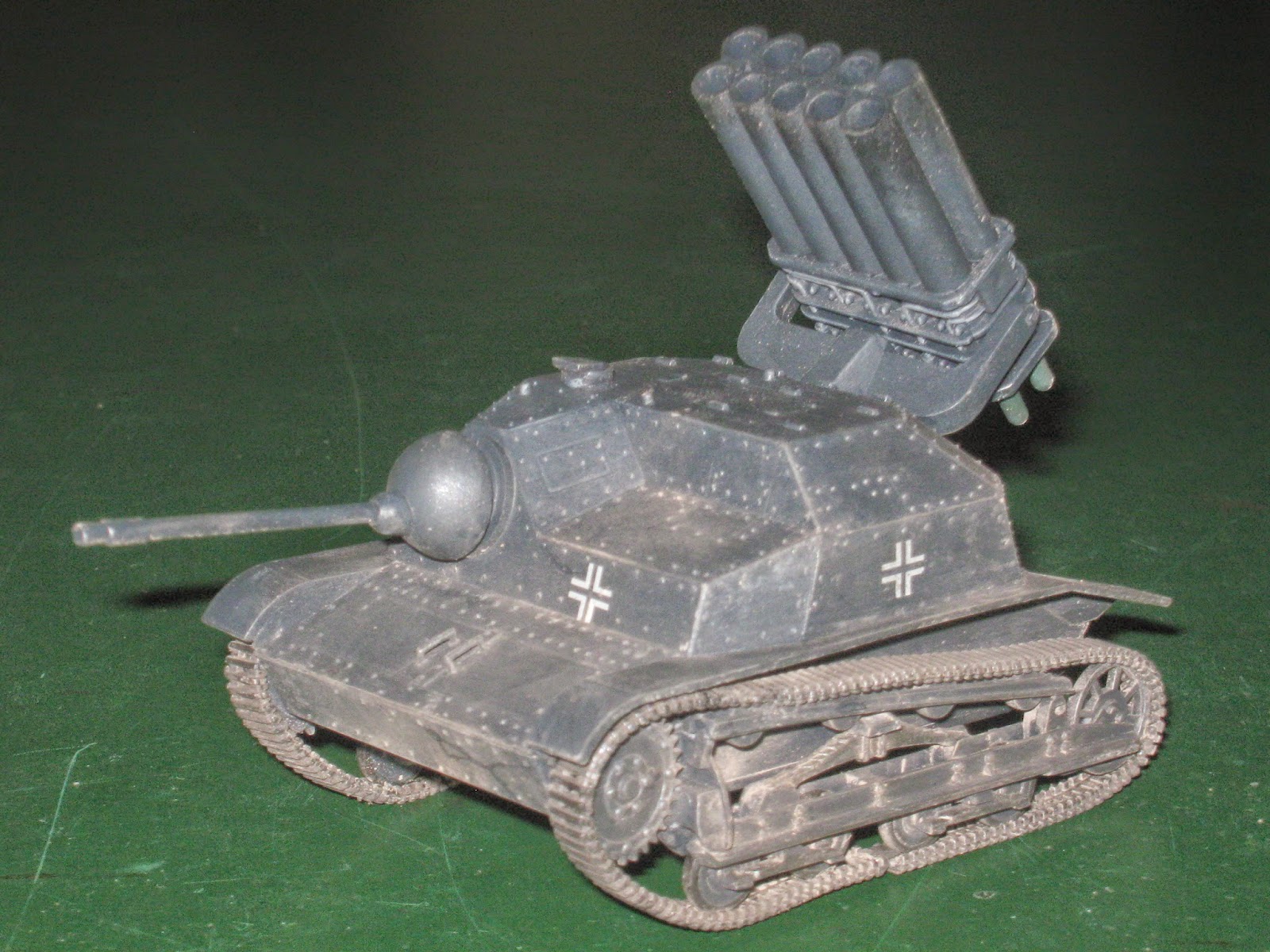 The Miniatures Man Dust TKS Nebelwerfer