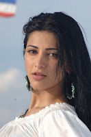 Sruthi Hassan In White Dress