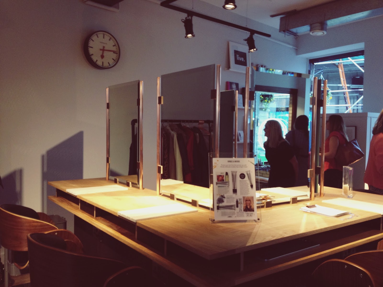 Linton and Mac Press Launch