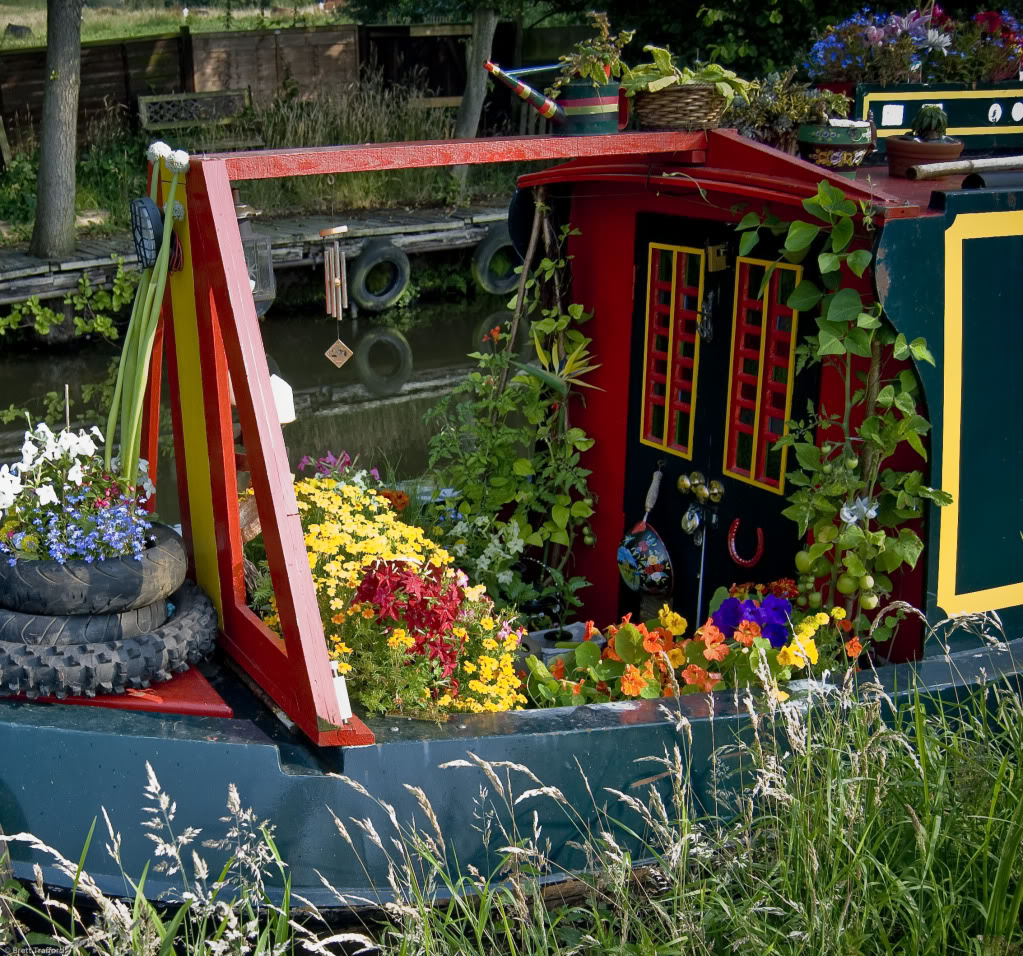 Domythic Bliss Houseboats, Canal Boats, Barges!!