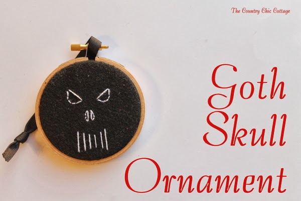 Handmade Gift Idea: 8 hoop ornaments that can be given as gifts this year. Ideas for everyone on your Christmas list. Handmade Gift Idea: 8 hoop ornaments that can be given as gifts this year. Ideas for everyone on your Christmas list.