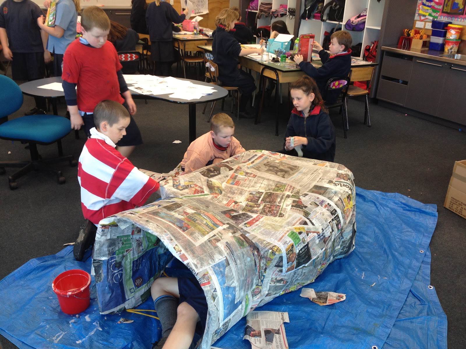 Room8B4 Rolly Paper Mache Igloo