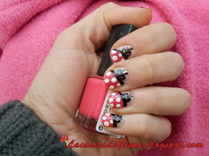 Tutorial uñas decoradas (Nail art) en vídeo Nº28 Uñas Lolita.MP4