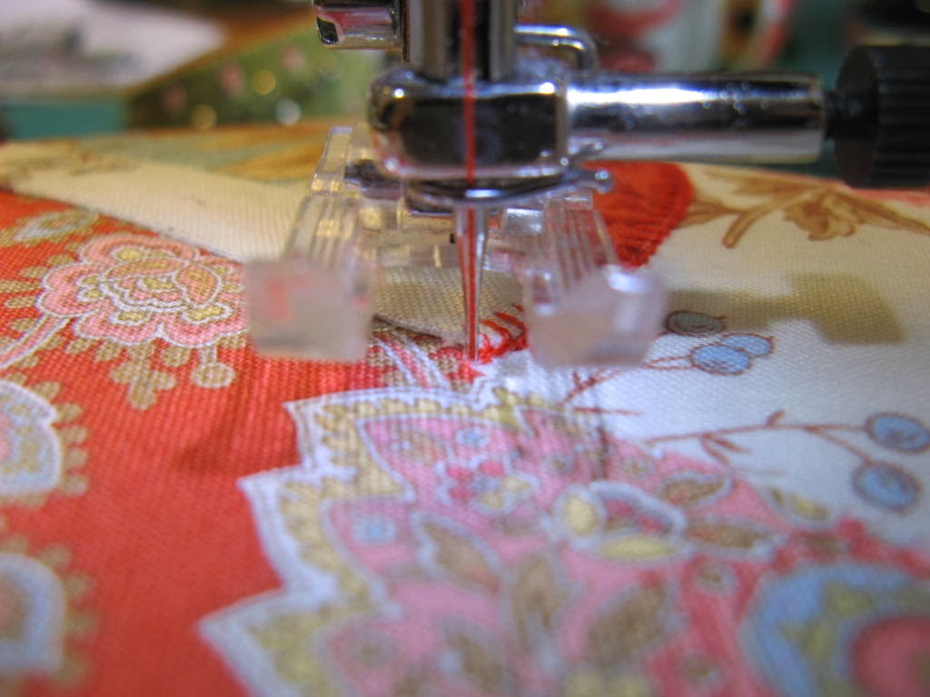 Stitching With 2 Strings Machine Blanket Stitch Applique