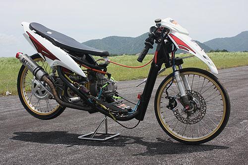 contoh gambar hasil modifikasi terbaru tentang yamaha mio drag yang title=