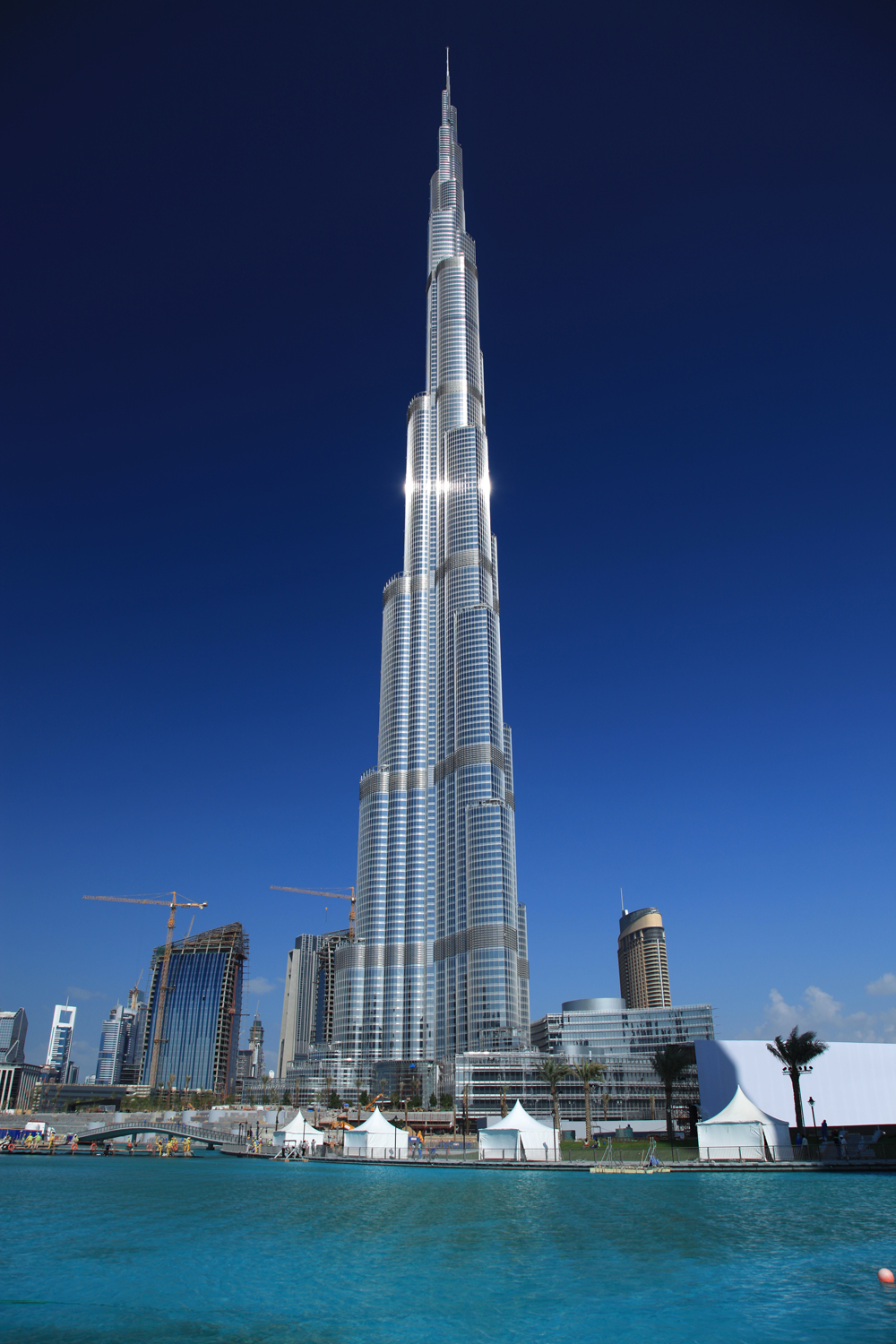 Desert Safari Dubai And Dhow Cruise Dubai Blog: About Burj Khalifa