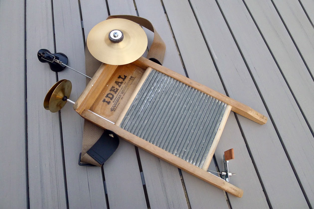 Washboard with Nose Flute