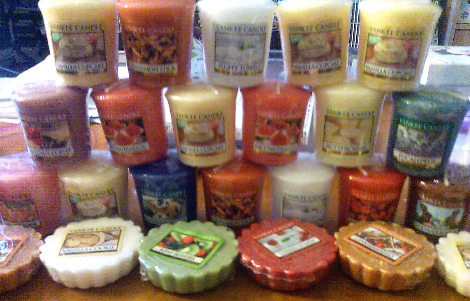 Oooh Shiny! Yankee Candle Votive and Tart Haul