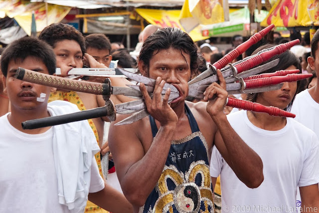 Nine Emperor Gods Festival / 九皇爺 / เทศกาลกินเจ Phuket Vegetarian Festival © 2013 Michael LaPalme
