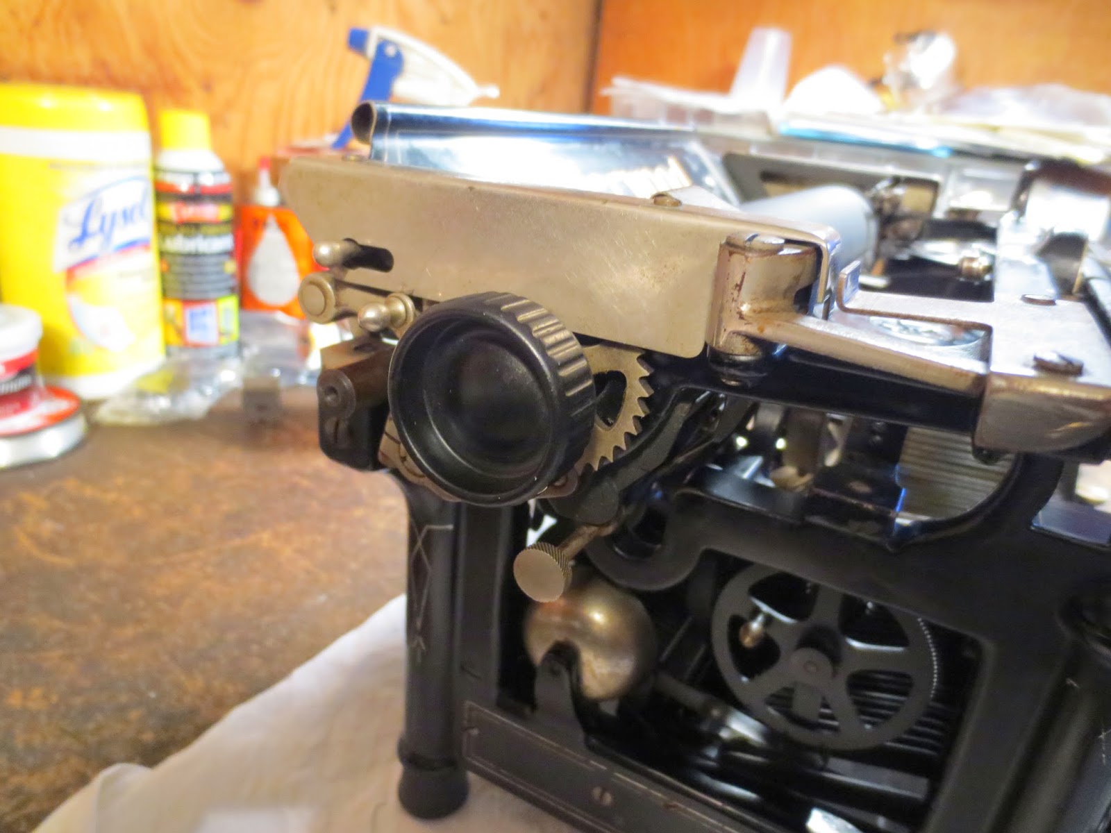 Life in a Typewriter Shop Underwood No.4 Repair And More!