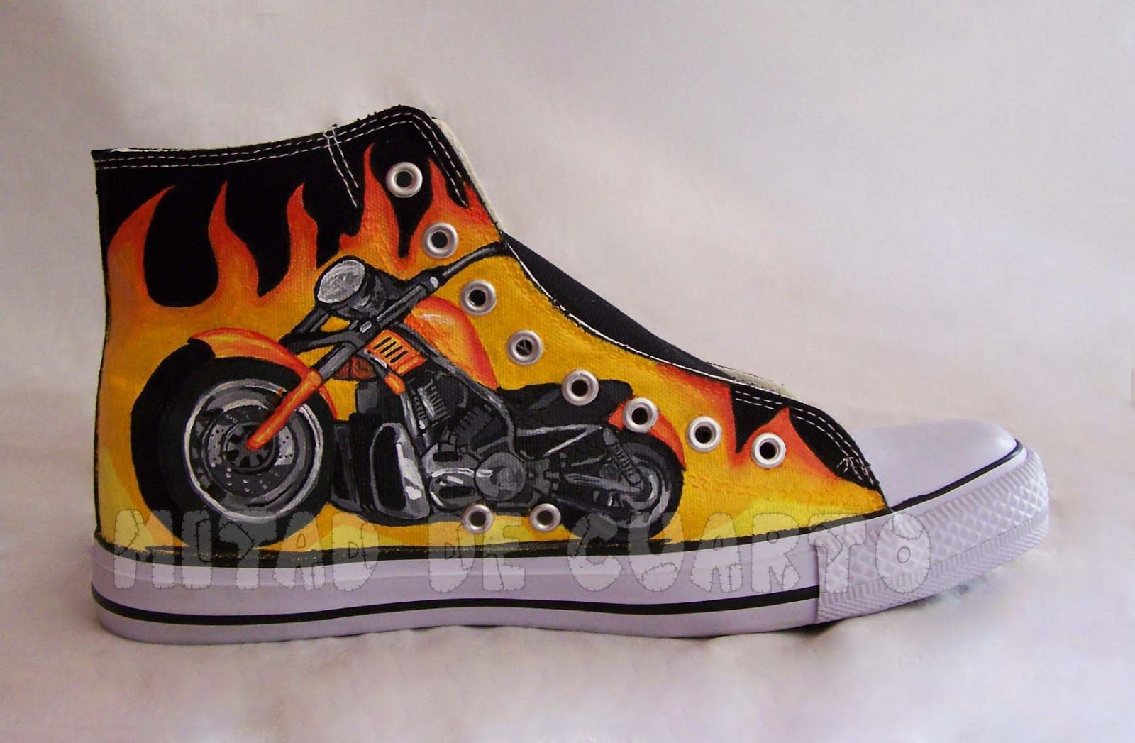 Mitad de cuarto: Harley Davidson
