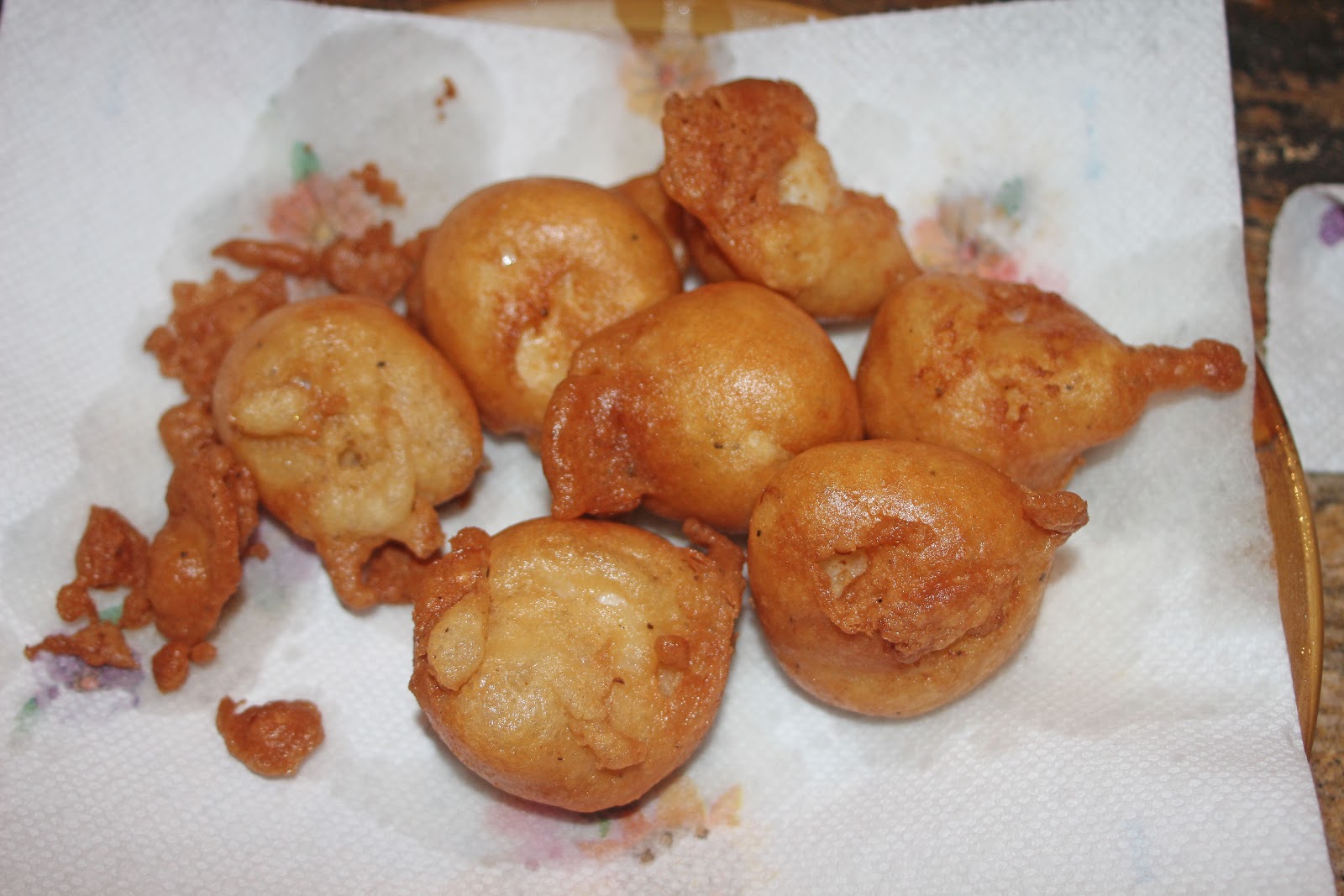 The Grub Files Cooking with Camissonia BeerBattered Fried Scallops