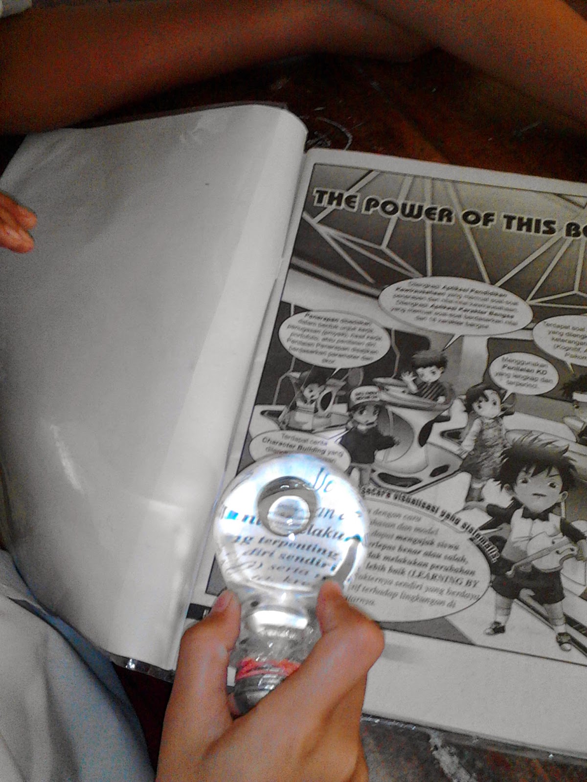 Listiana Dewi Praktik Membuat Lup Sederhana