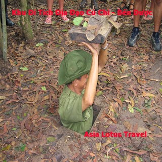 CU CHI TUNNELS TOUR