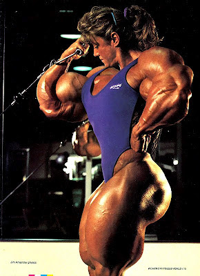 Laura Binetti muscle morph