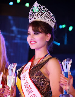 urvashi rautela urvashi rautela
