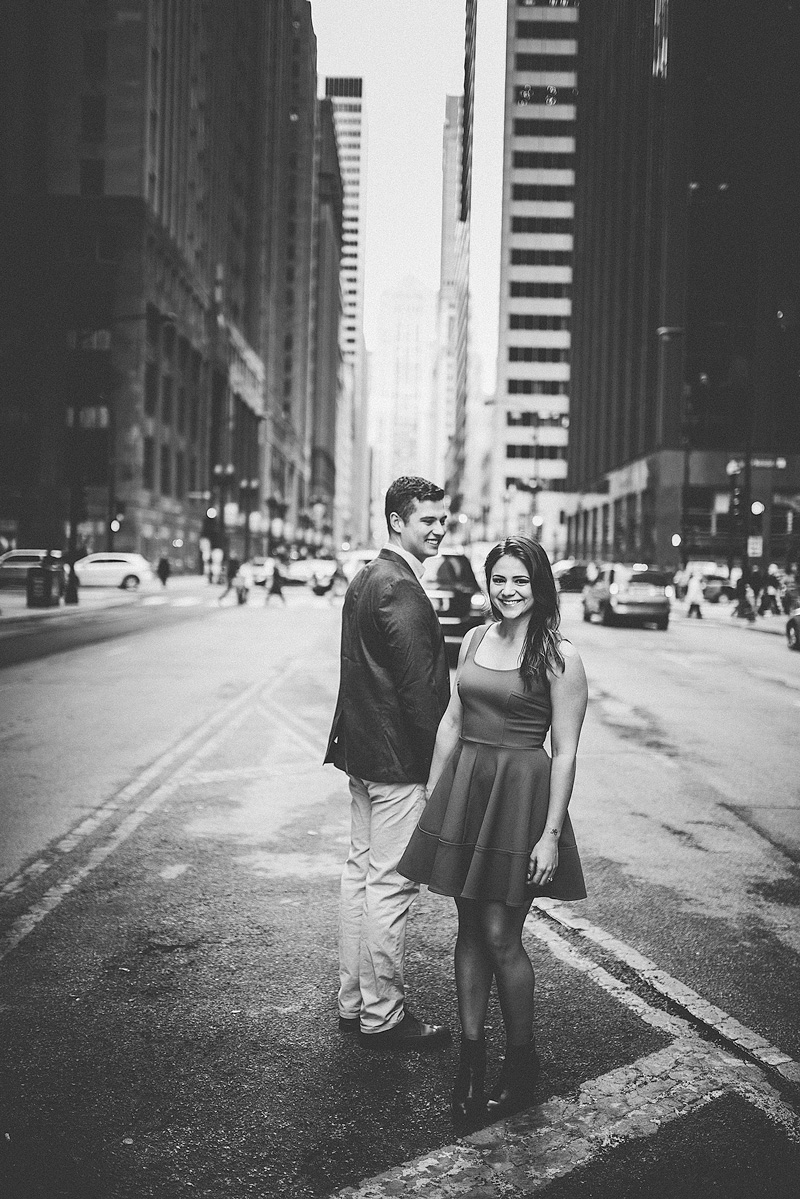 Chicago downtown engagement photo
