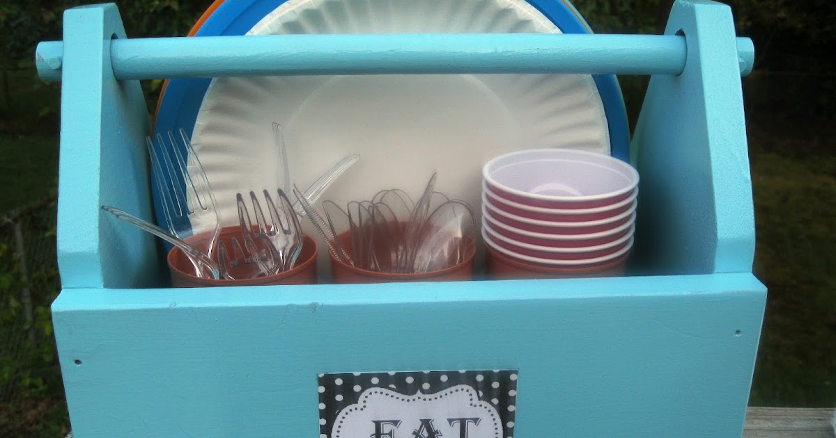 TIP GARDEN No Cost Picnic Caddy