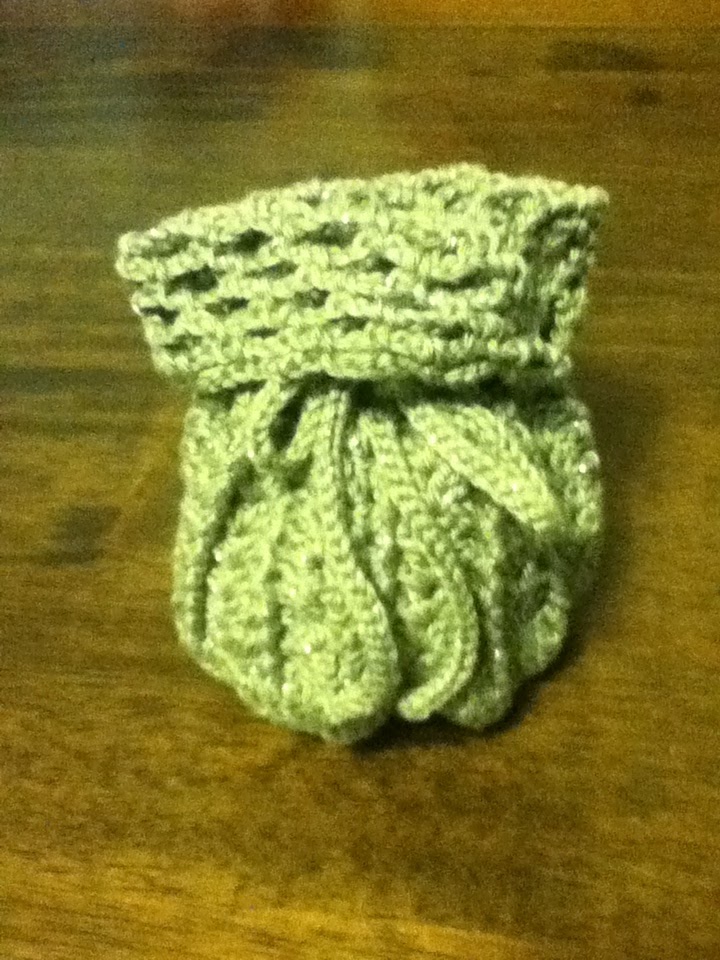 crochet handphone pouch