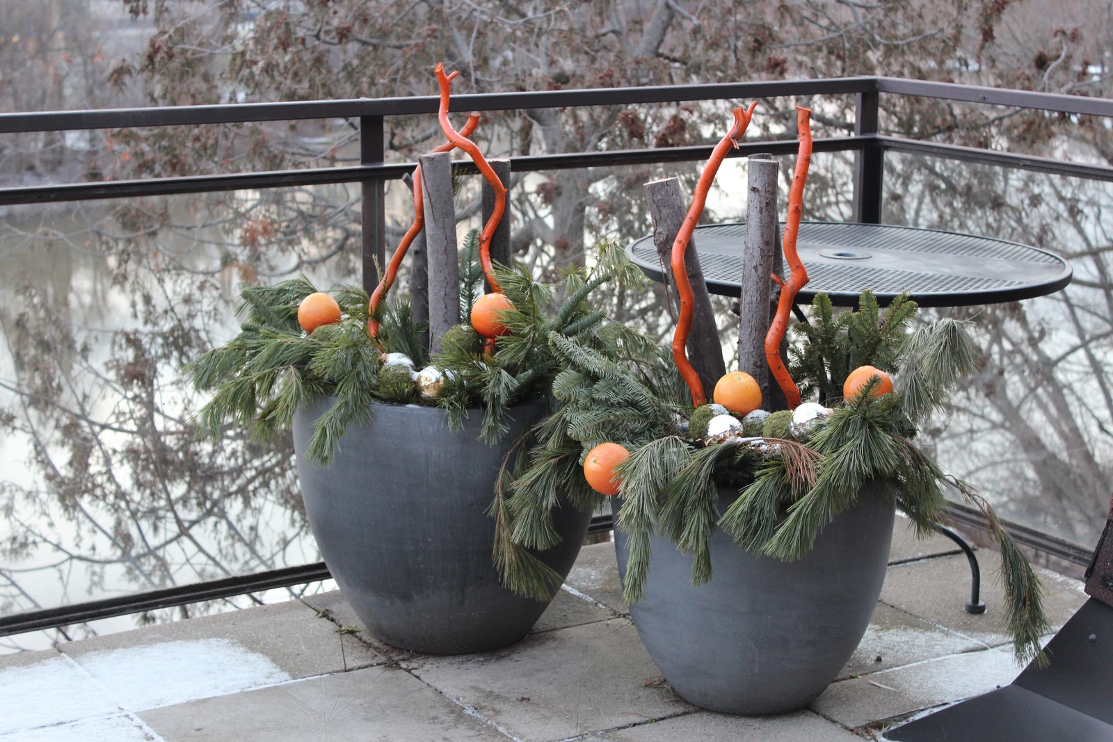 Rhubarb Diaries DIY Outdoor Christmas Arrangements II