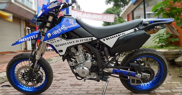Foto dan Gambar Modifikasi Motor Kawasaki D-Tracker Keren Terbaru Foto dan Gambar Modifikasi Motor Kawasaki D-Tracker Keren Terbaru