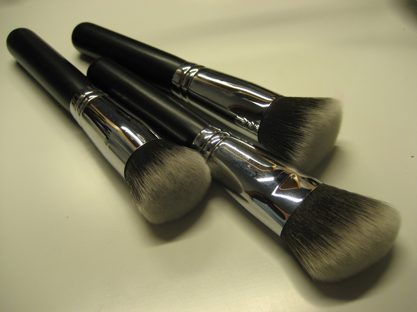 delicate hummingbird. the big post about synthetic foundation brushes.